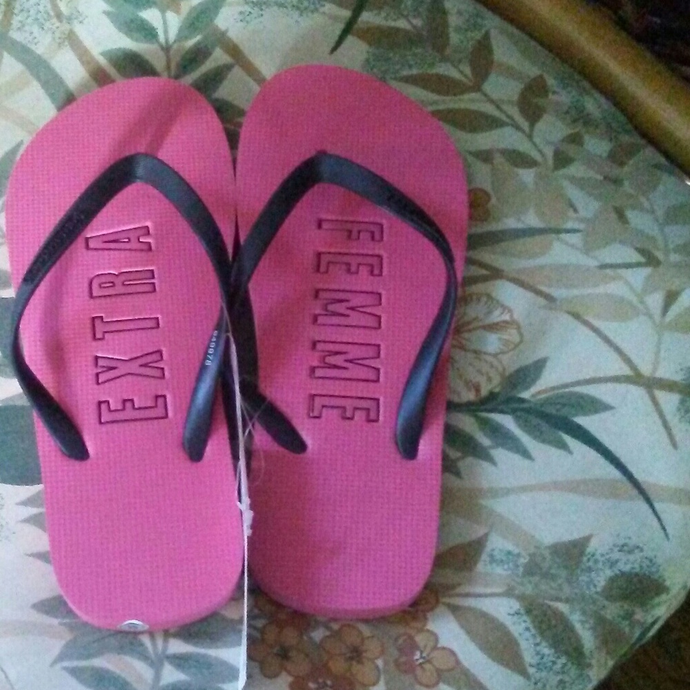 New with Tags Penshoppe Flip Flops!